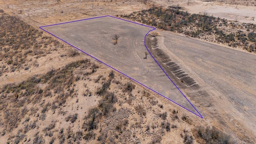 147,146 acres in Maverick County - photo 4