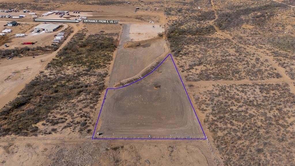 8037 East US HWY 277