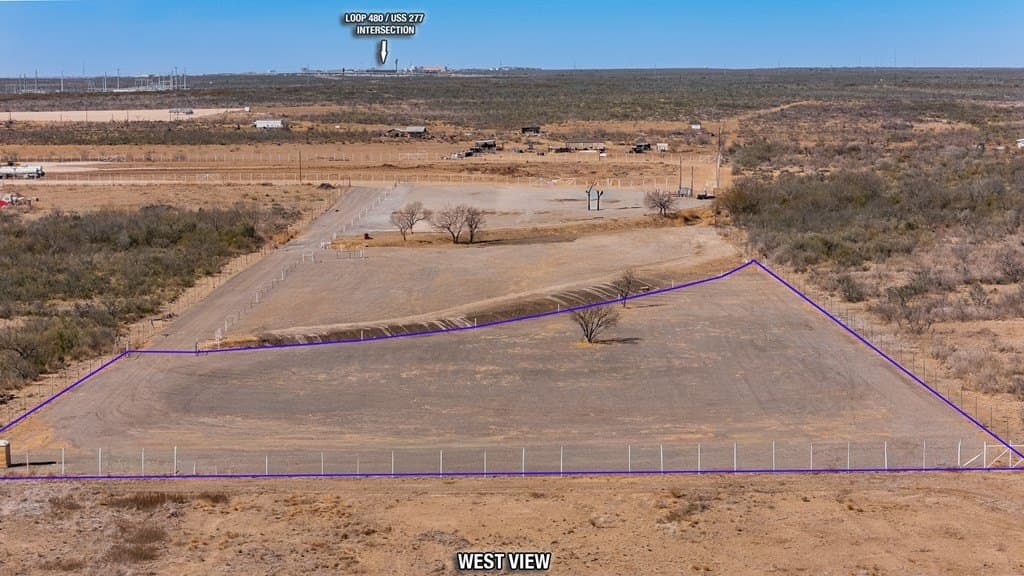 147,146 acres in Maverick County - photo 2