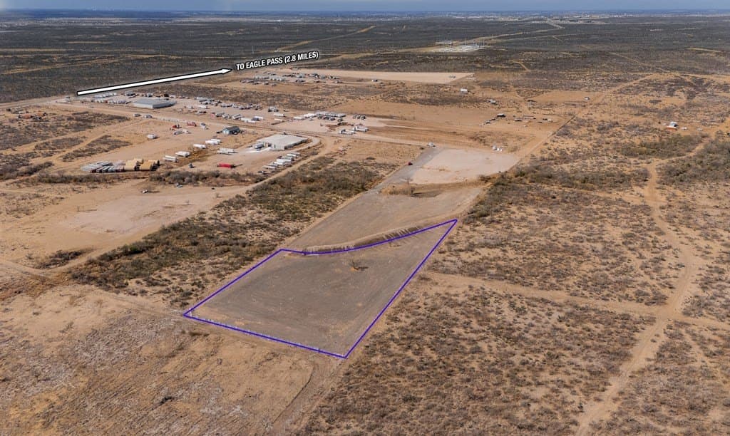 147,146 acres in Maverick County - photo 7