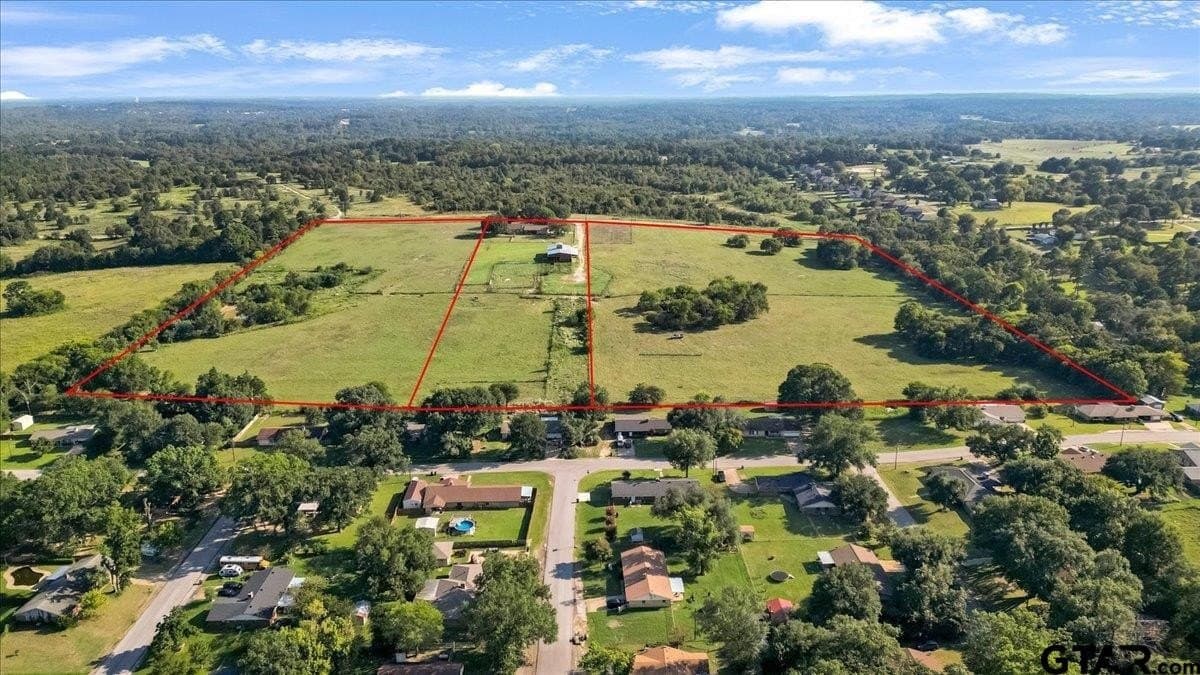 13 acres in Smith County - photo 3