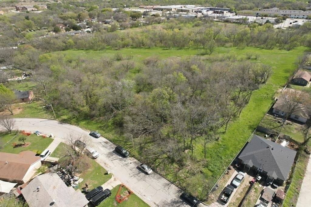 13.69 acres in Tarrant County - photo 9