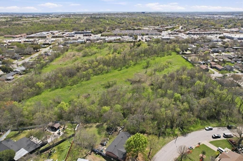 13.69 acres in Tarrant County - photo 5