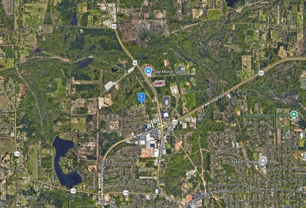 0.37 acres in Smith County - photo 3
