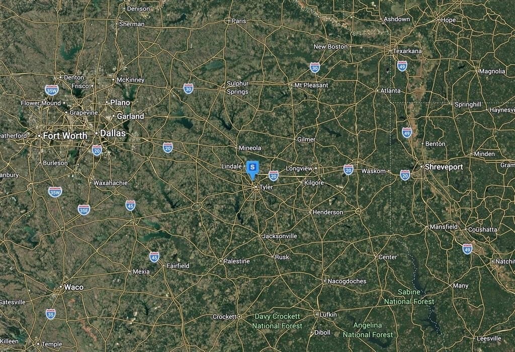 0.37 acres in Smith County - photo 4
