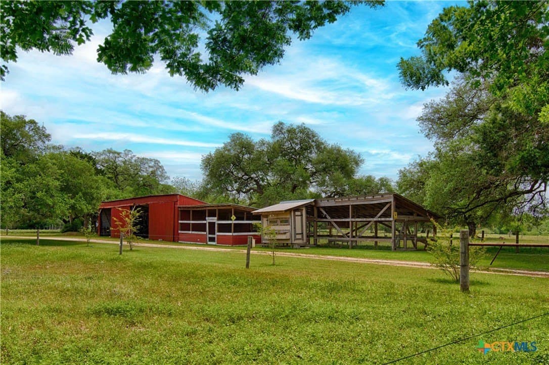 37.76 acres in Lavaca County - photo 32