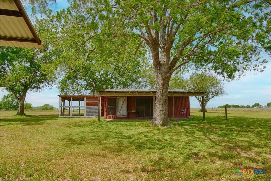 37.76 acres in Lavaca County - photo 34