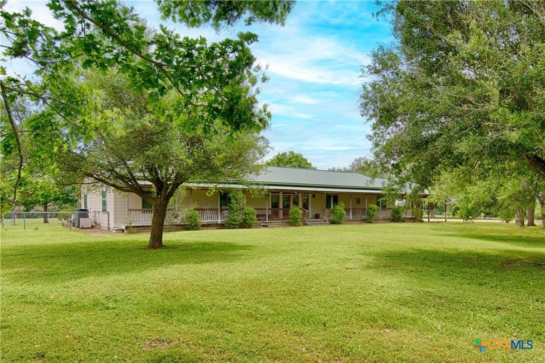 37.76 acres in Lavaca County - photo 4