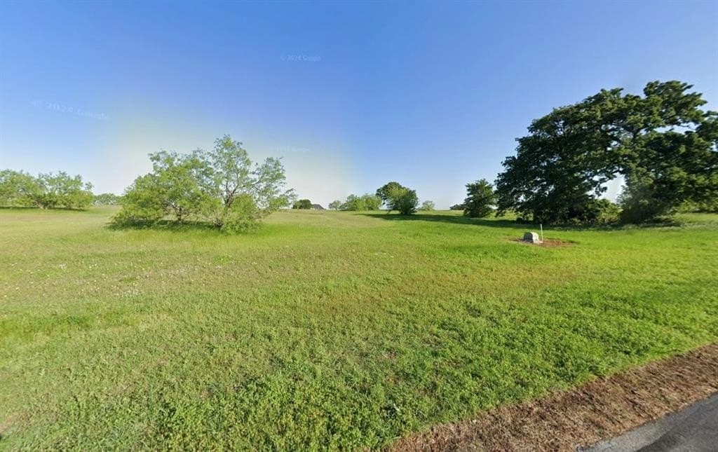 1.06 acres in Navarro County - photo 2