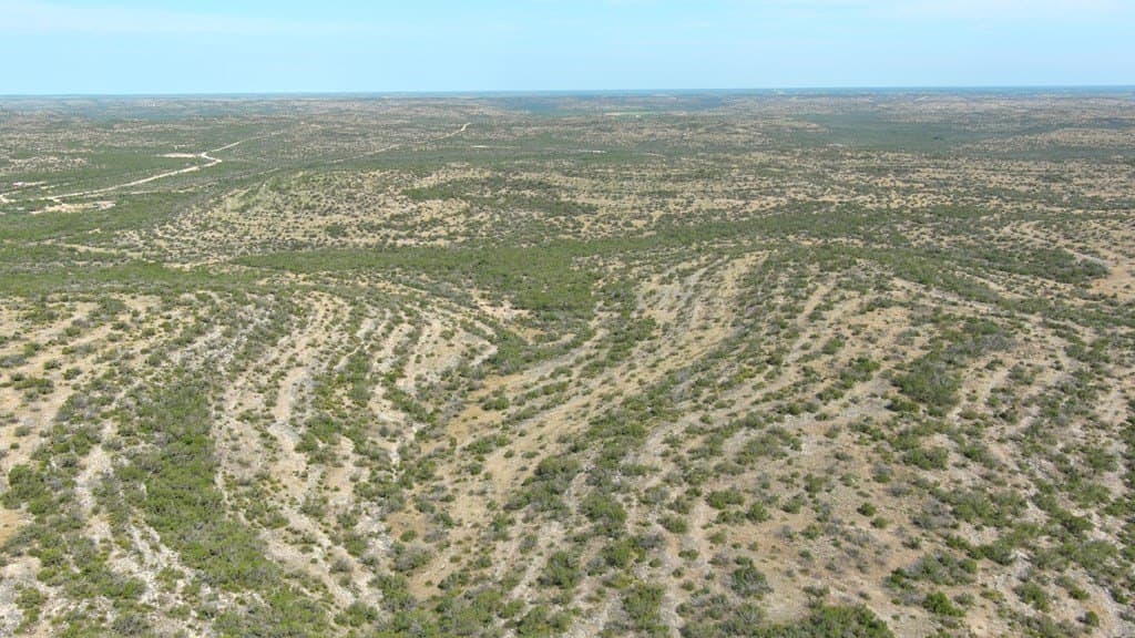 327.44 acres in Val Verde County - photo 12