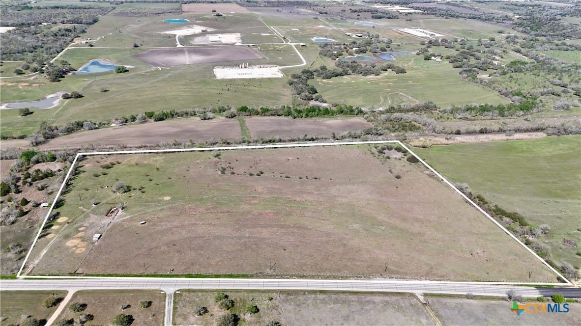 34.62 acres in Lavaca County - photo 36