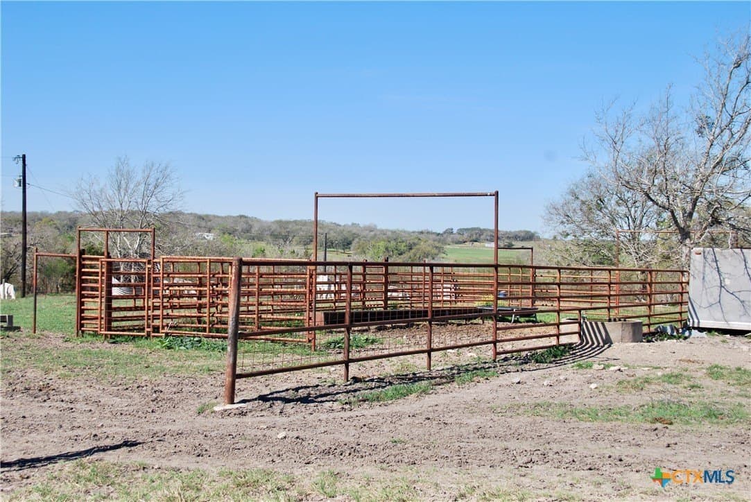 34.62 acres in Lavaca County - photo 11