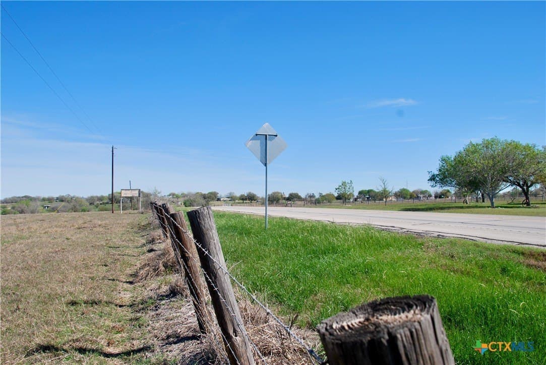 34.62 acres in Lavaca County - photo 5