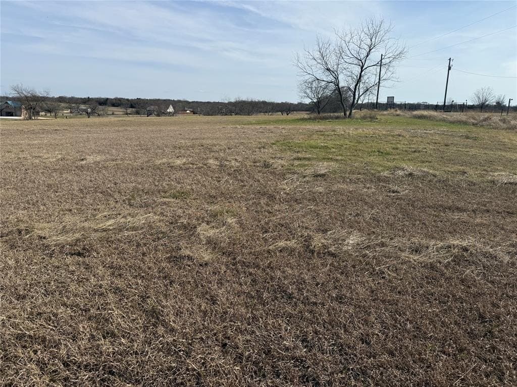 1.01 acres in Navarro County - photo 13
