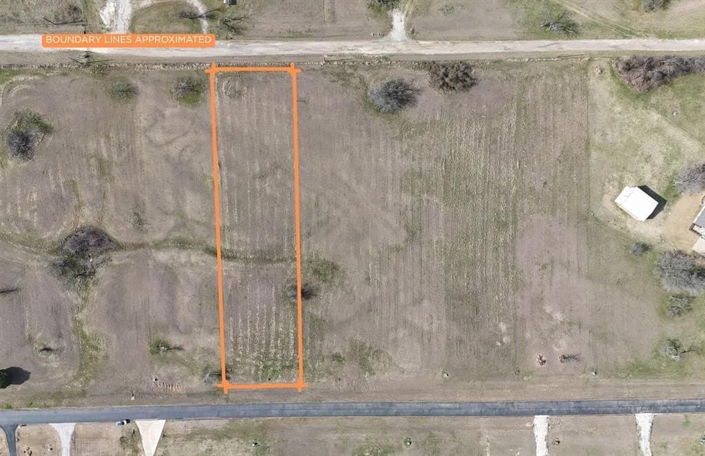1.01 acres in Navarro County - photo 30