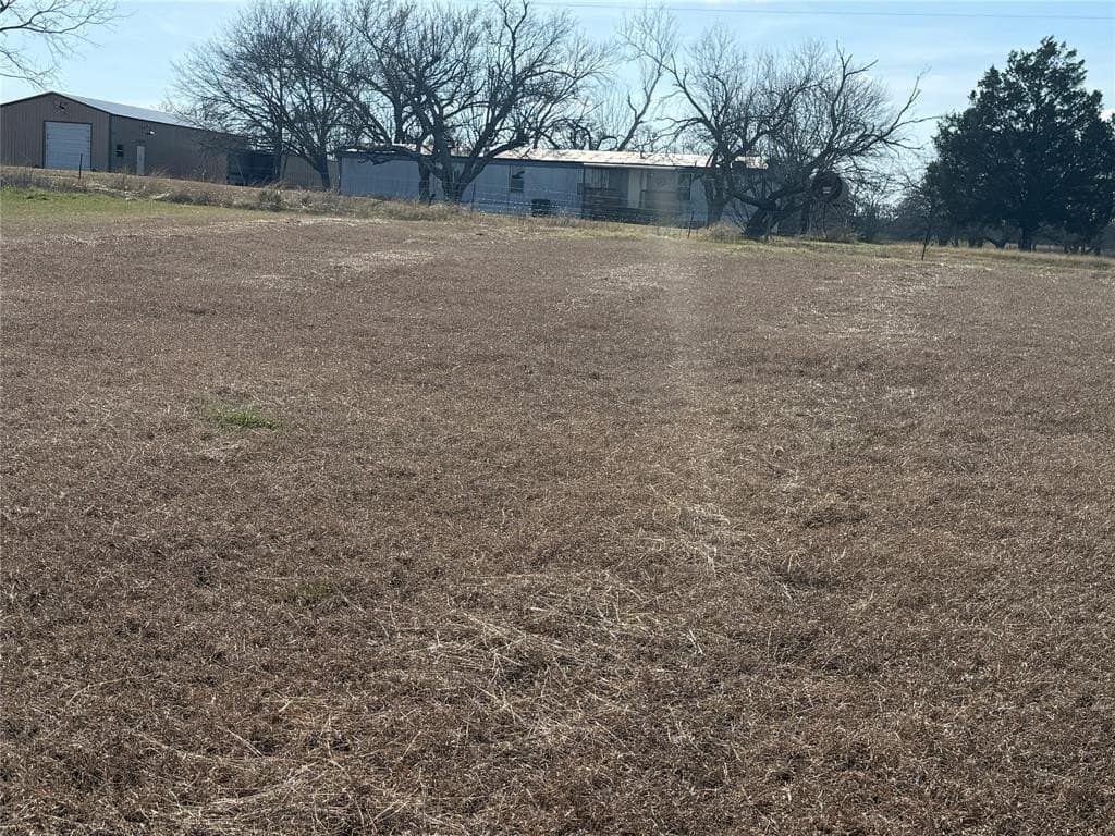 1.01 acres in Navarro County - photo 17