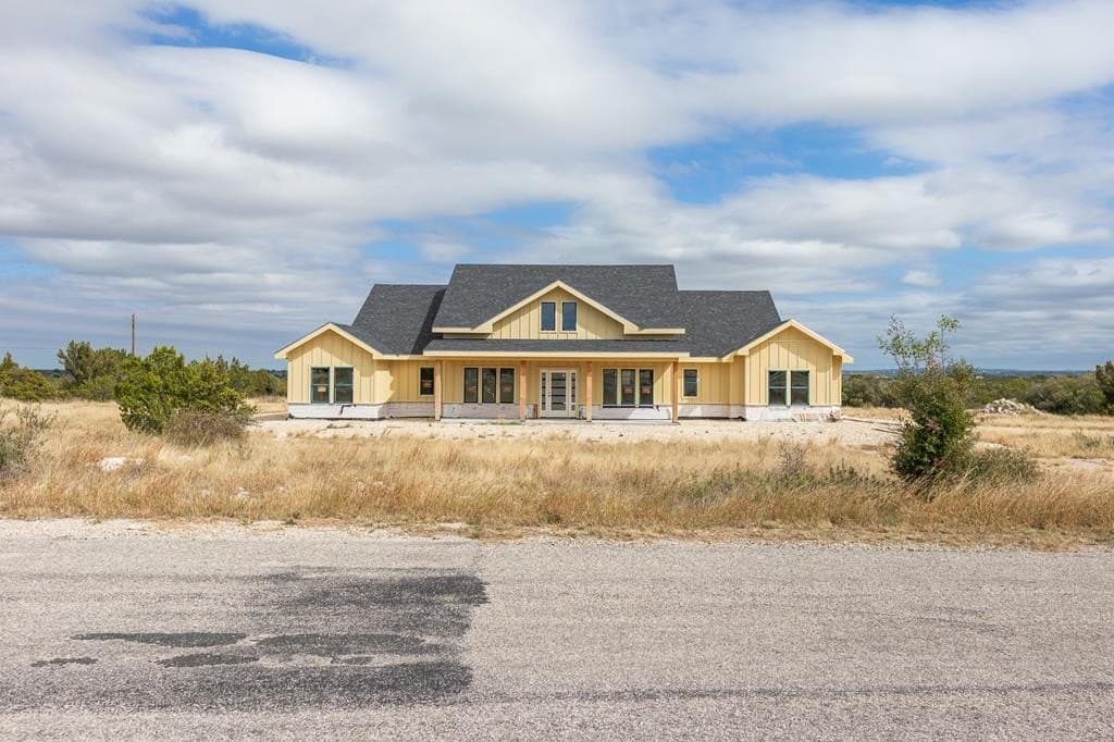 16552 Vaquero Trail