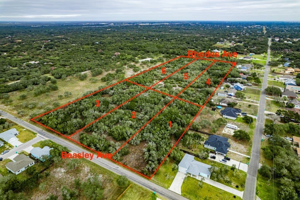 2.3 acres in San Patricio County - photo 3