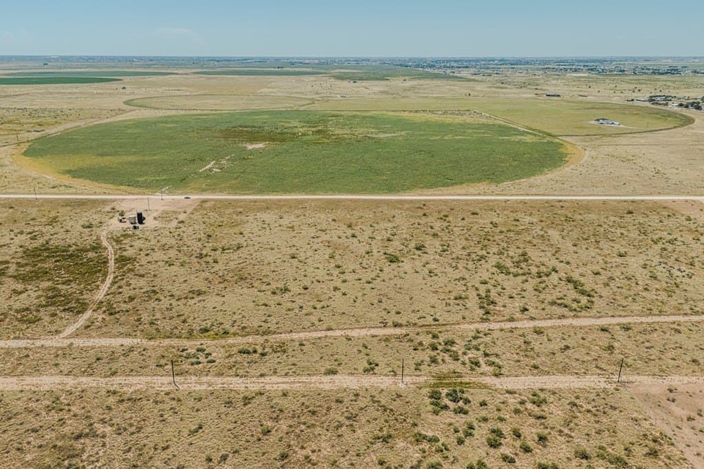 10.6 acres in Gaines County - photo 5