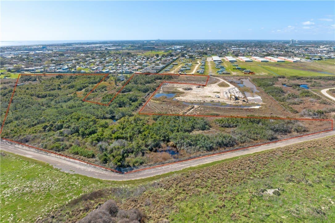 11 acres in Nueces County - photo 2