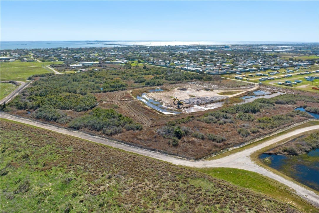 11 acres in Nueces County - photo 7
