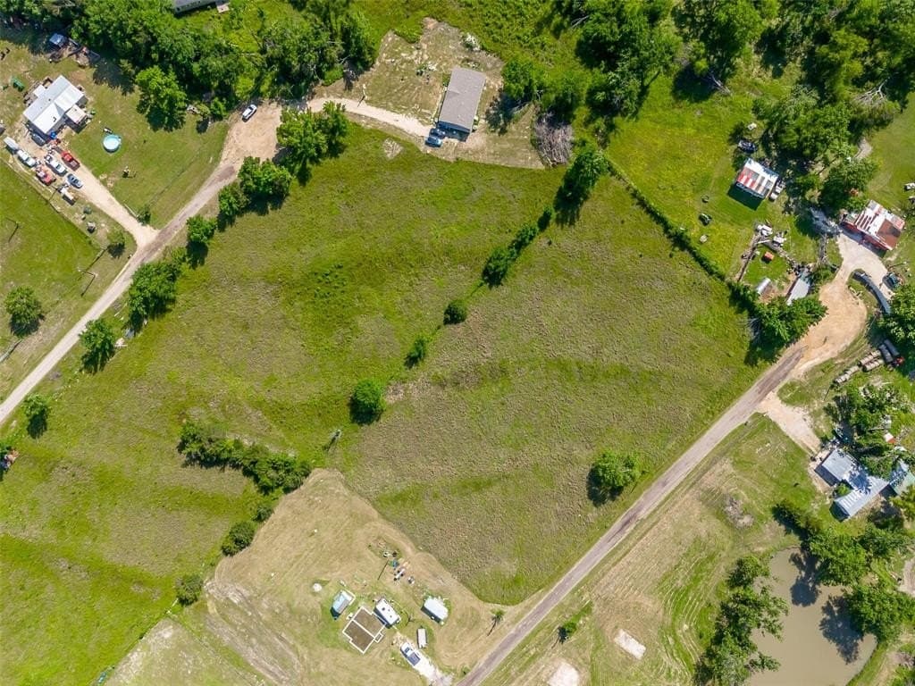1.42 acres in Lamar County - photo 25