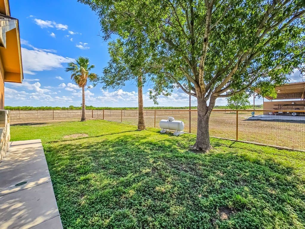 24.36 acres in Maverick County - photo 9
