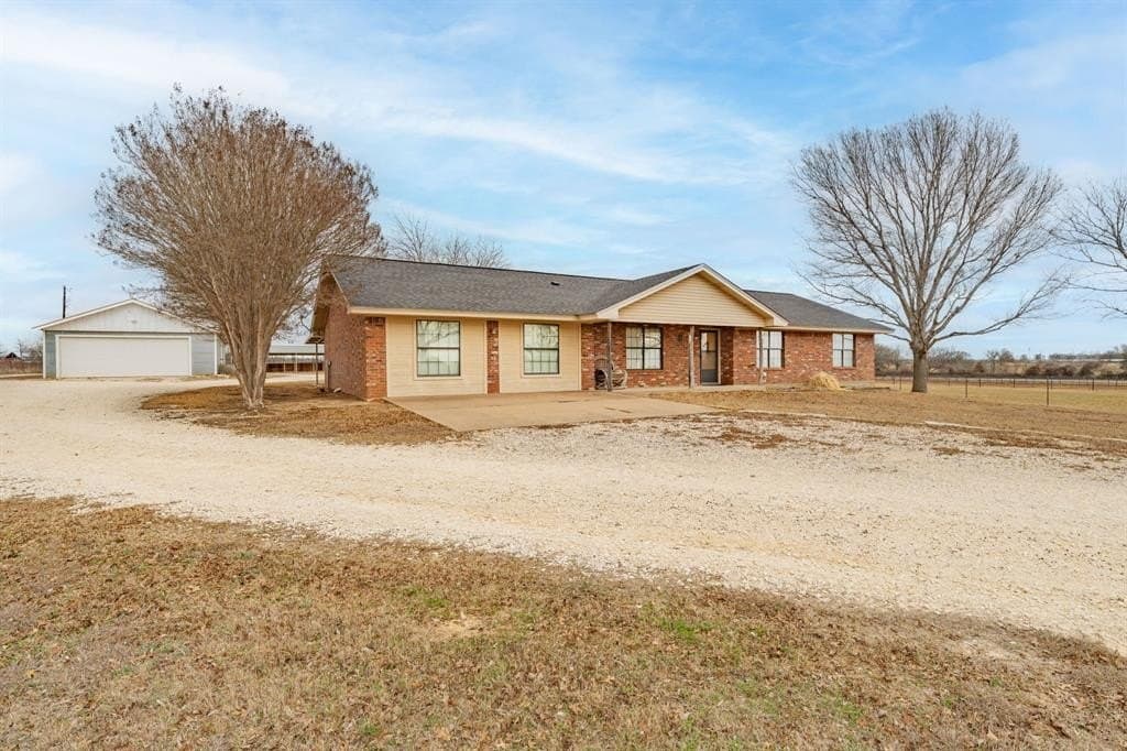 10 acres in Erath County - photo 26