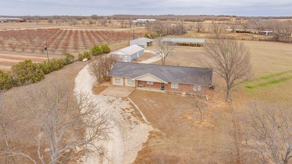 10 acres in Erath County - photo 2