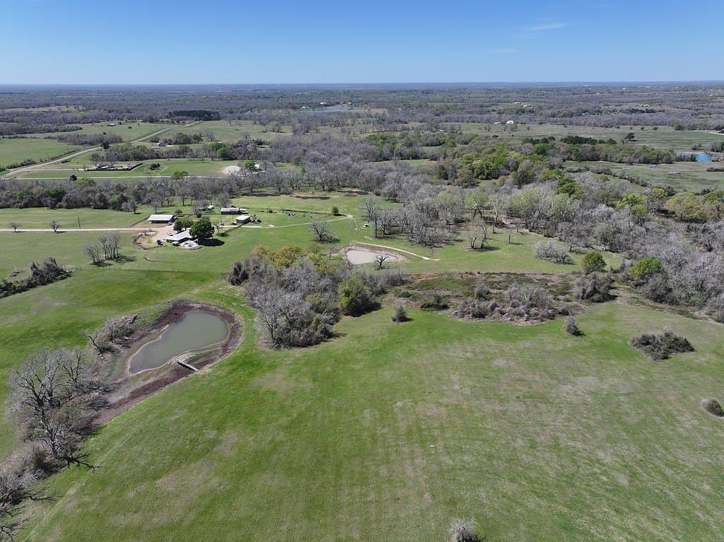 27.8 acres in Grimes County - photo 2