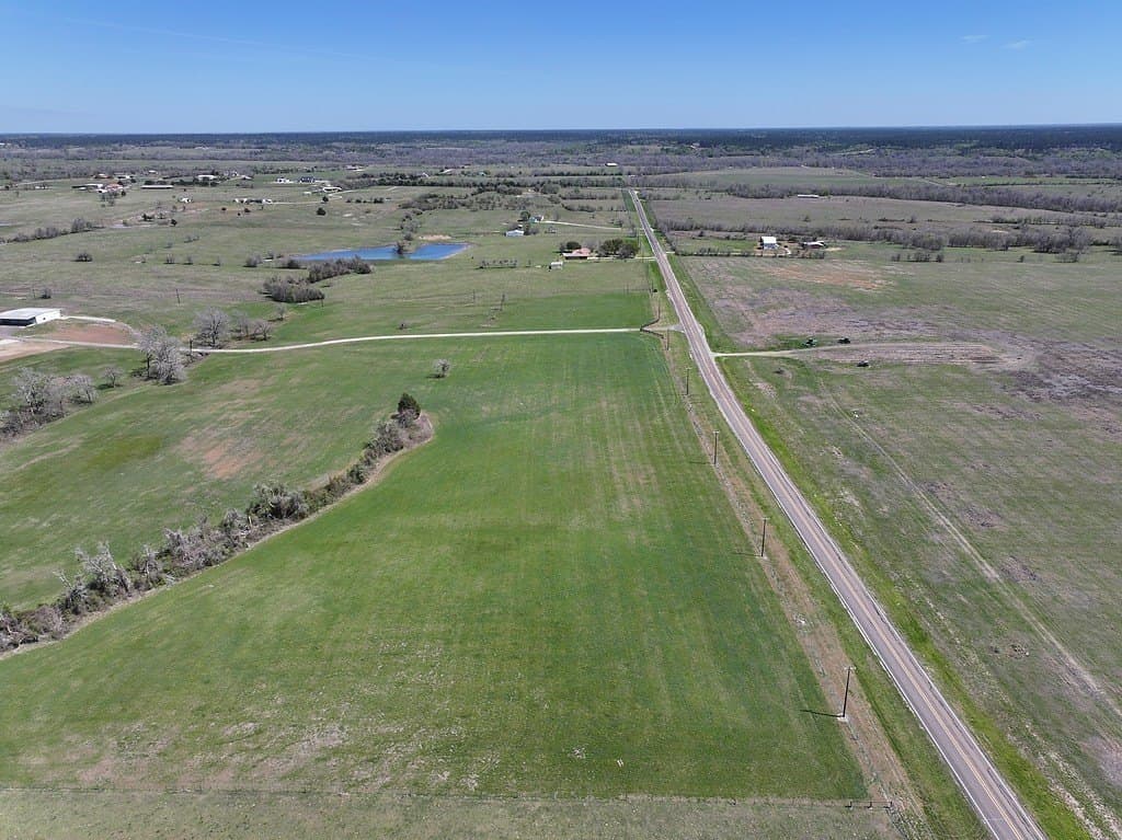 27.8 acres in Grimes County - photo 4