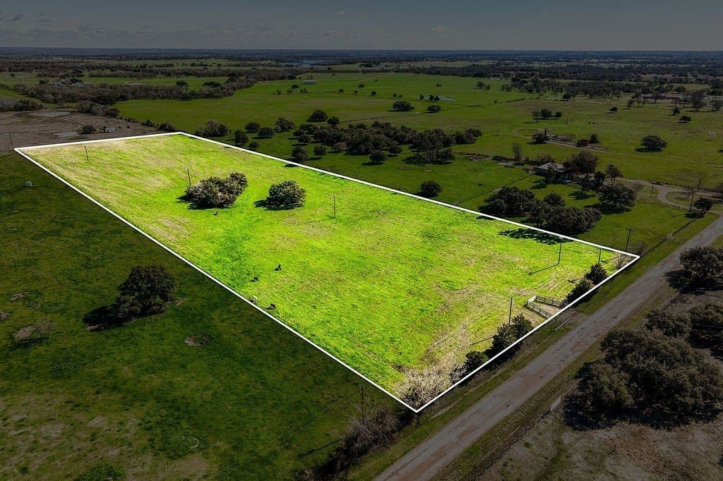 10.1 acres in Fayette County - photo 3