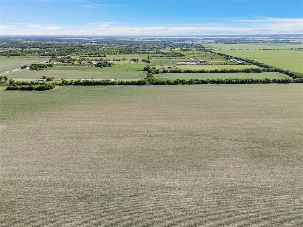 1.34 acres in McLennan County - photo 8