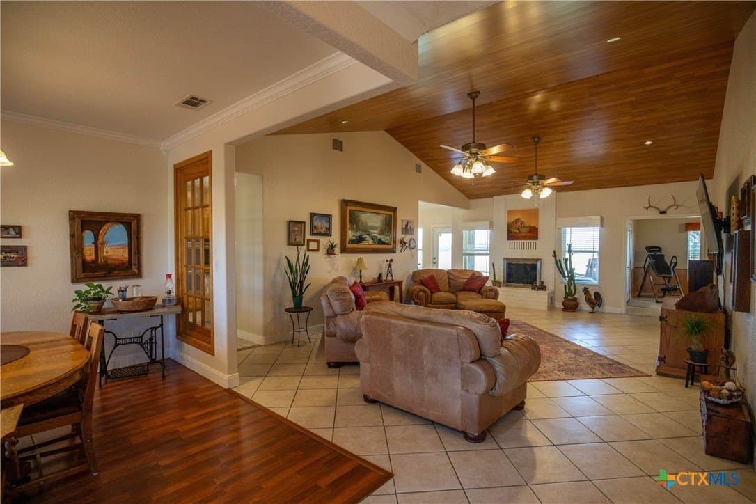 61.7 acres in Milam County - photo 11