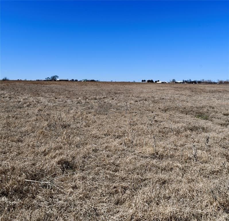 5 acres in Cooke County - photo 2