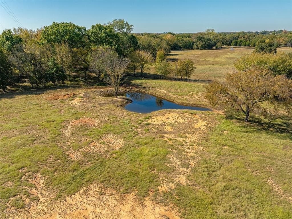 10.98 acres in Cooke County - photo 31