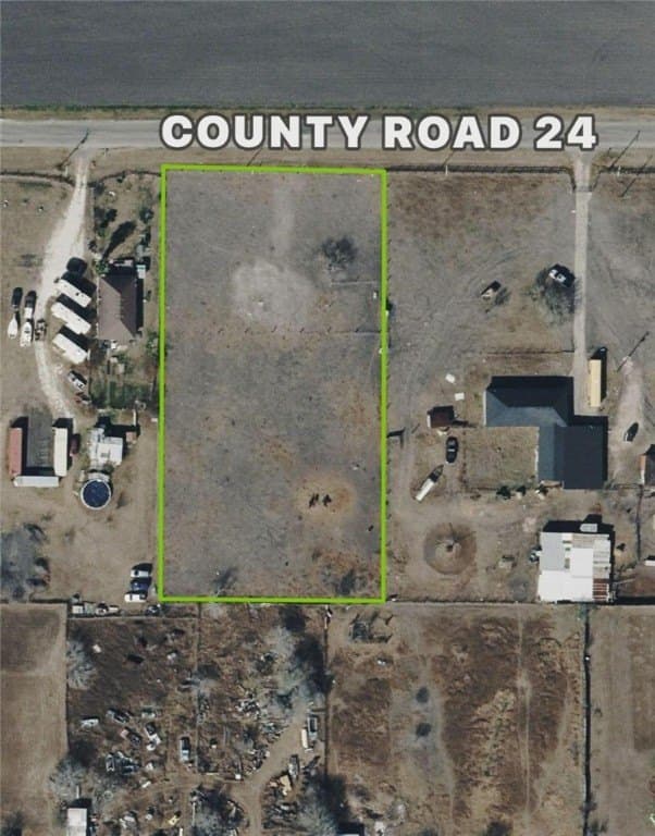 1.5 acres in Nueces County - photo 4