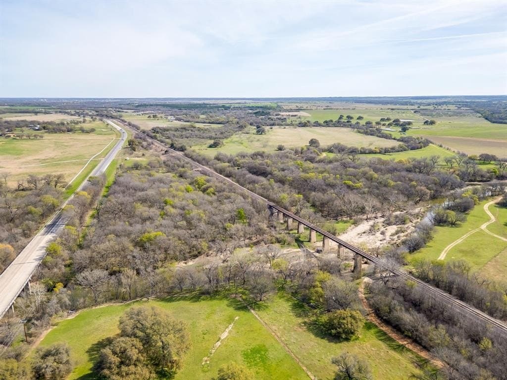 146.17 acres in Hill County - photo 5