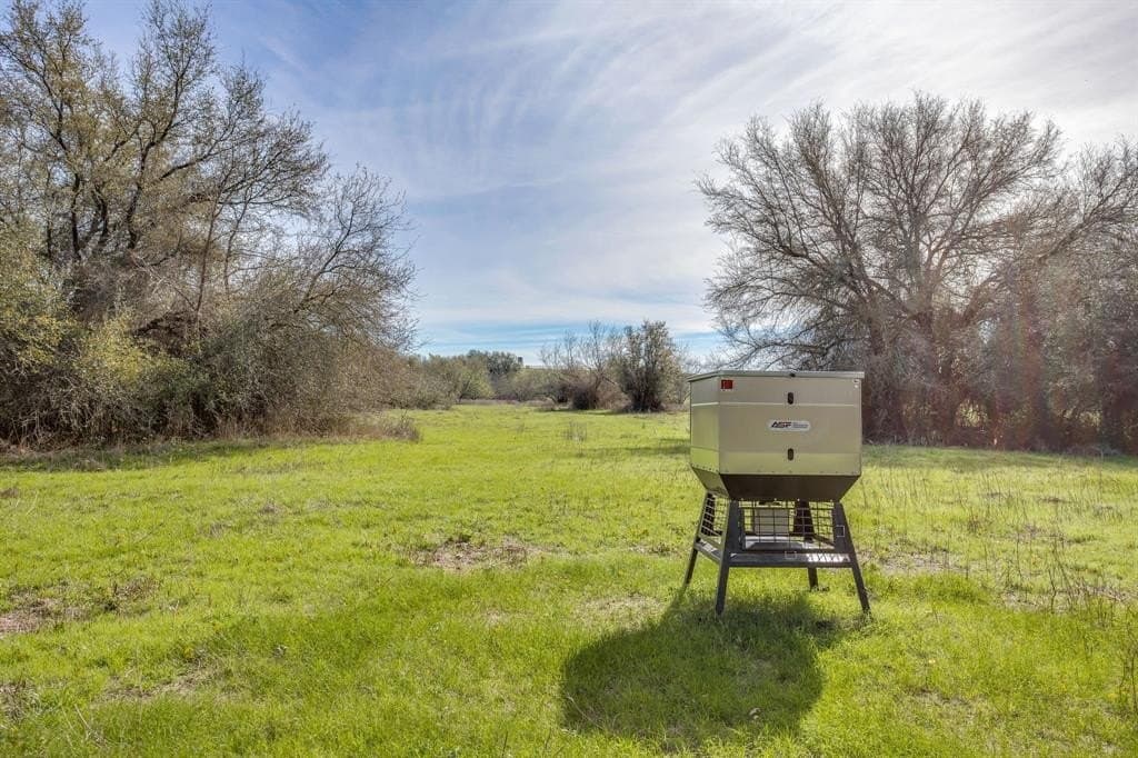 146.17 acres in Hill County - photo 31