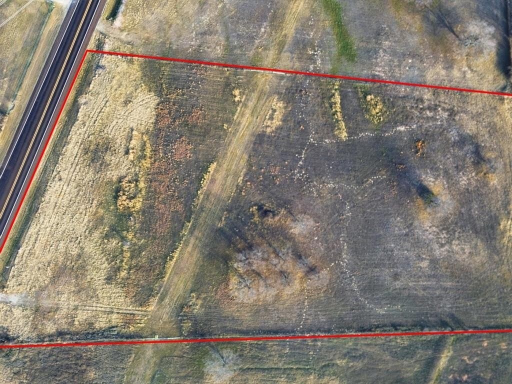 5.71 acres in Wise County - photo 9