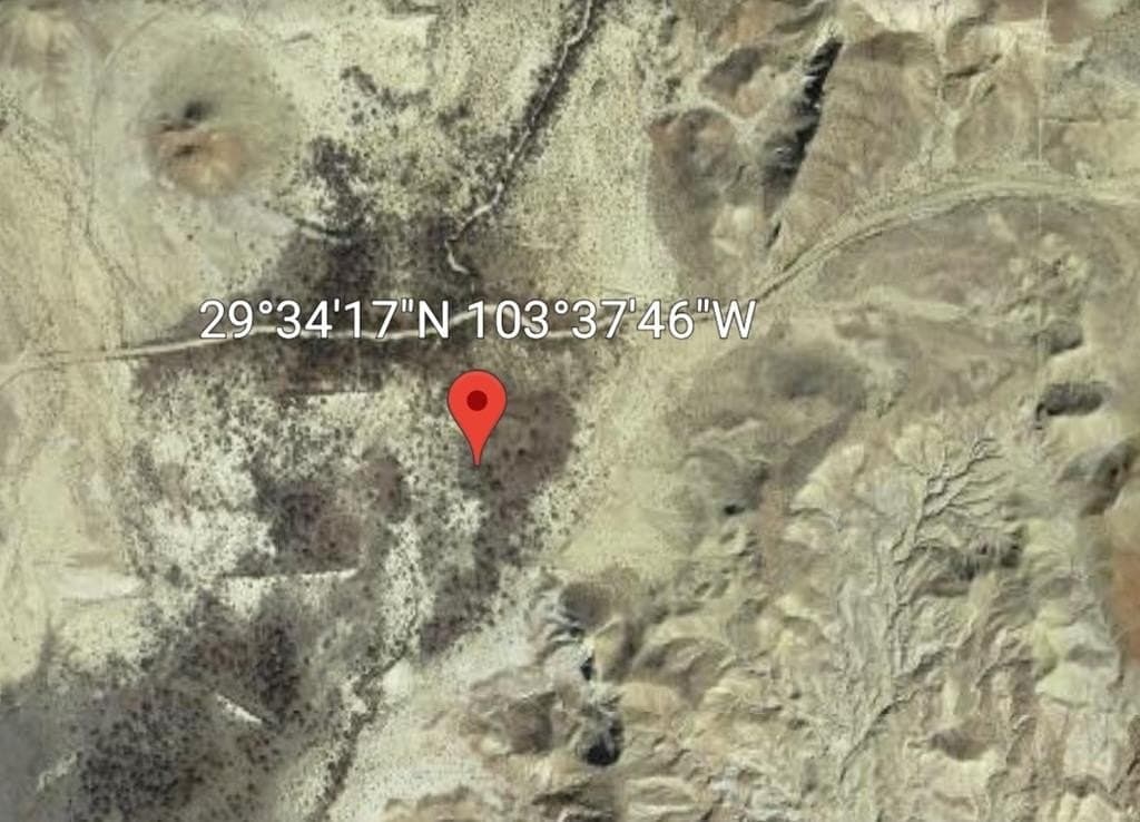 5 acres in Brewster County - photo 4