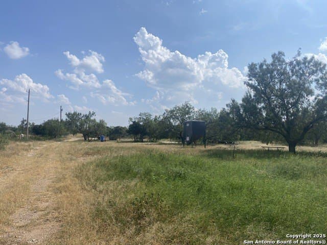 19.66 acres in Uvalde County - photo 6