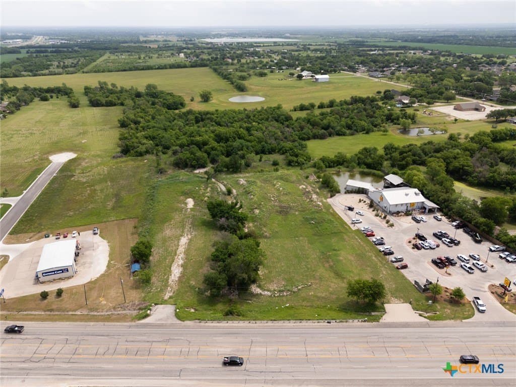 2.97 acres in McLennan County - photo 3
