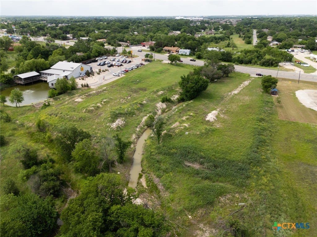 2.97 acres in McLennan County - photo 8
