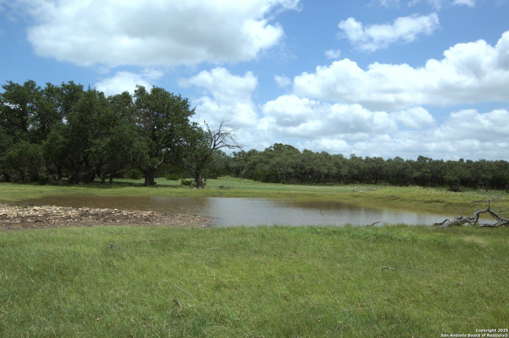 2,000 acres in Kerr County - photo 4