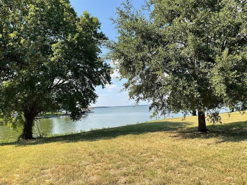 2.4 acres in Navarro County - photo 2