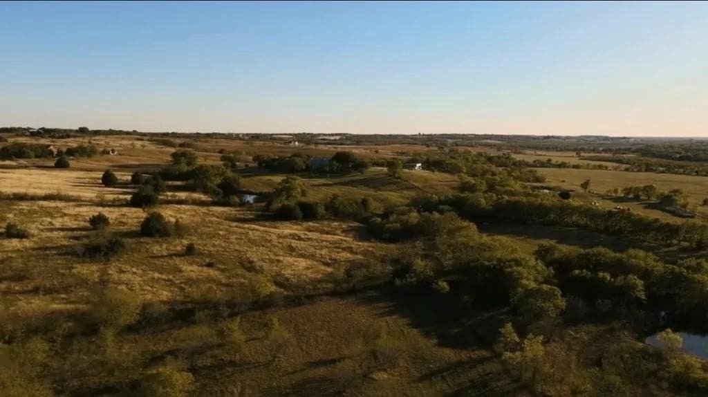 160.73 acres in Ellis County - photo 12
