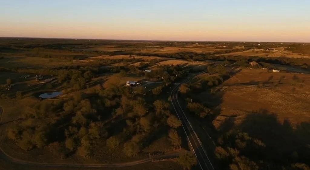 160.73 acres in Ellis County - photo 8