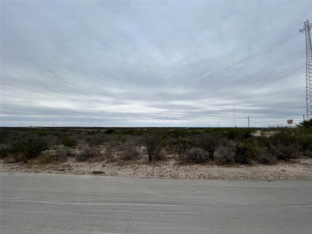 3.03 acres in Val Verde County - photo 2