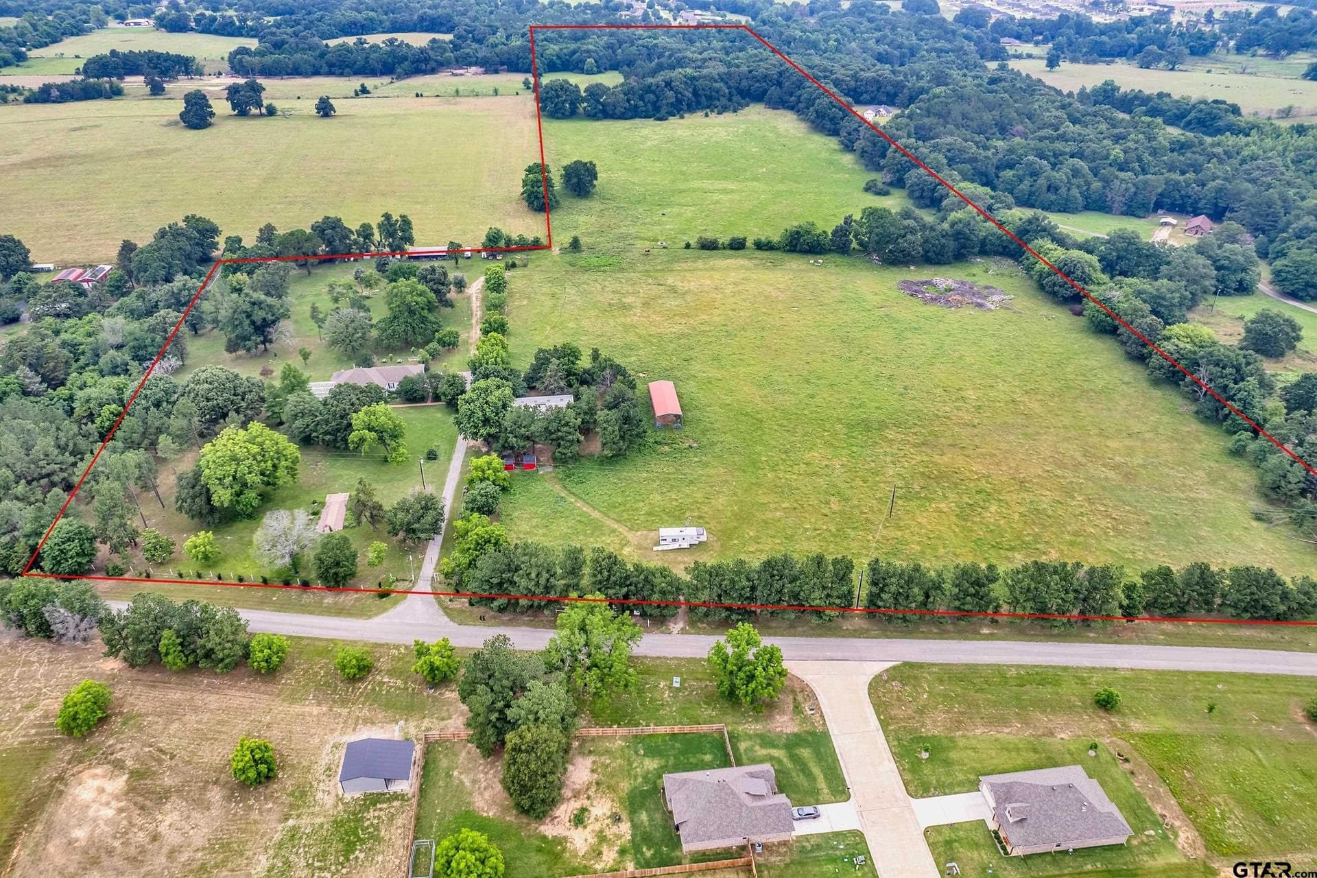 52 acres in Smith County - photo 2